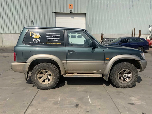 2001 nissan patrol gr bedrijfswagen - afbeelding 4 van  25