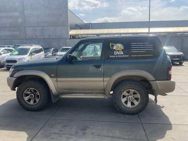2001 nissan patrol gr bedrijfswagen - afbeelding 8 van  25