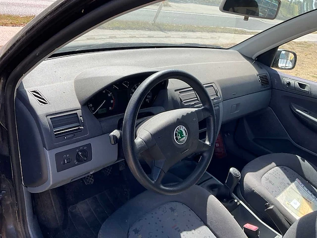 2001 skoda fabia personenauto - afbeelding 23 van  34