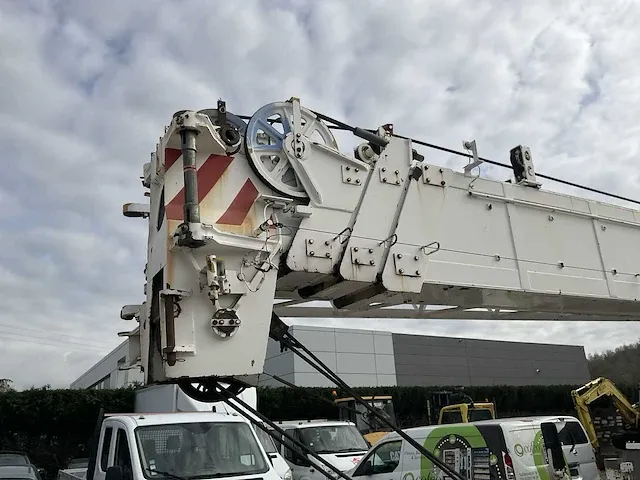 2001 tadano tr-300e-3-00101 telescoopkraan - afbeelding 3 van  38