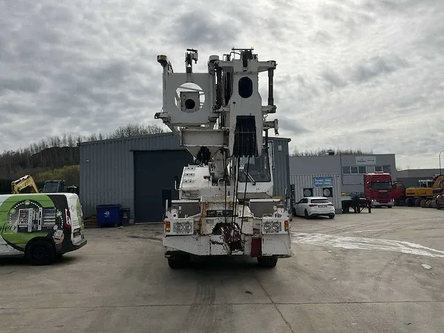 2001 tadano tr-300e-3-00101 telescoopkraan - afbeelding 5 van  38