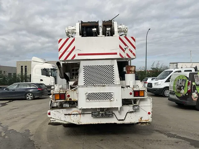 2001 tadano tr-300e-3-00101 telescoopkraan - afbeelding 36 van  38