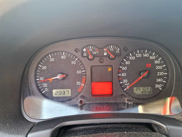 2001 volkswagen golf 4 1.8t 20v - afbeelding 2 van  24