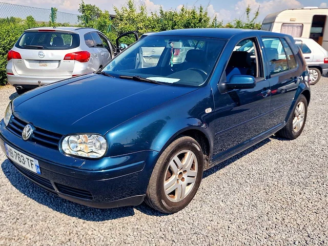 2001 volkswagen golf 4 1.8t 20v - afbeelding 1 van  24