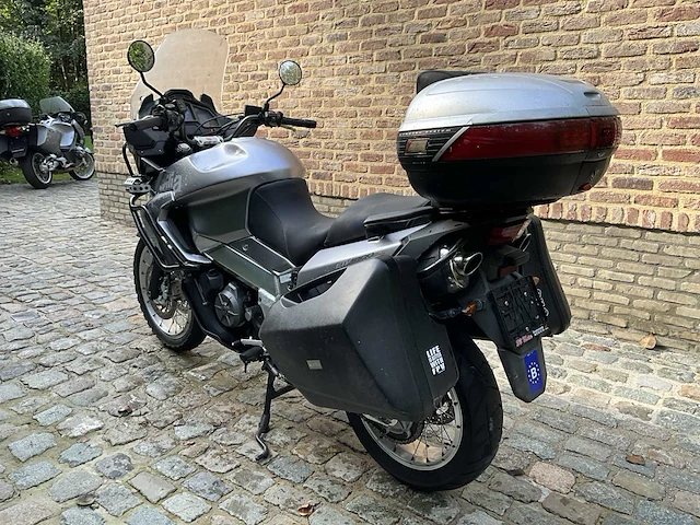 2002 aprilia etv1000 motorfiets - afbeelding 6 van  15