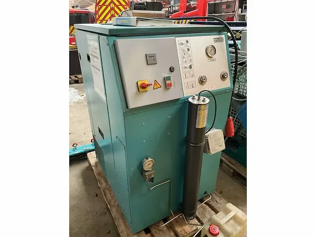 2002 bauer mv120-5.5-2 ademlucht compressor - afbeelding 3 van  6