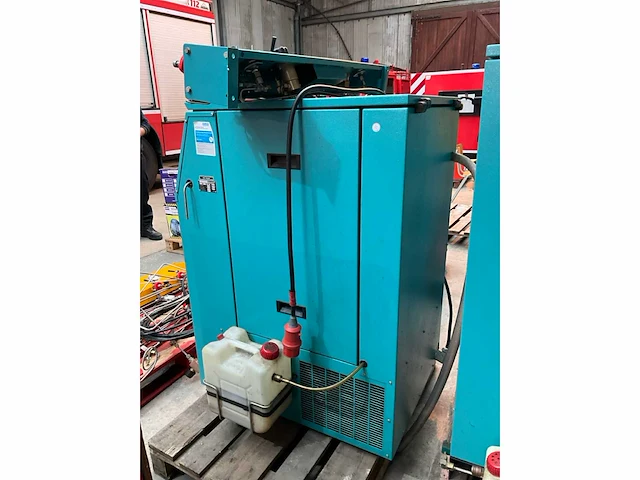 2002 bauer mv120-5.5-2 luchtcompressor - afbeelding 8 van  9