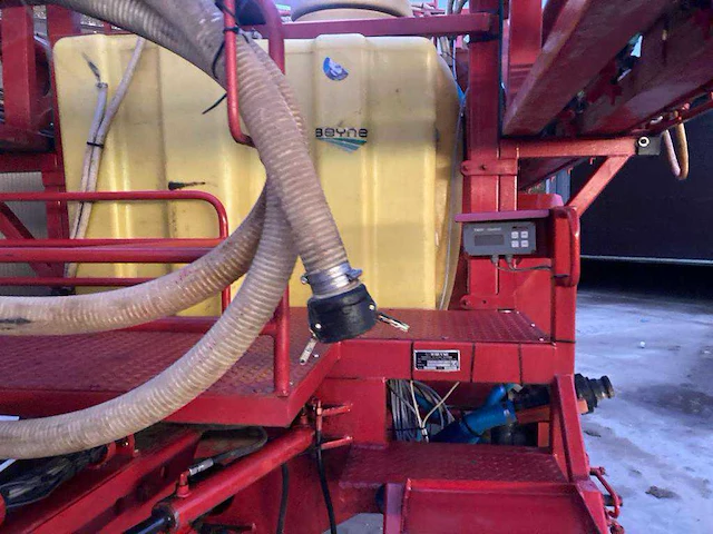 2002 beyne plk40-3500 veldspuit - afbeelding 16 van  18
