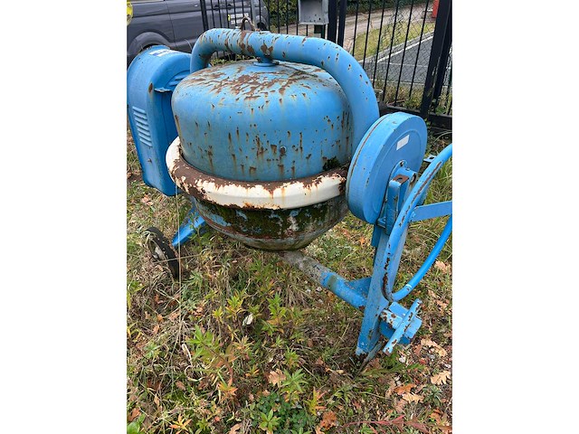 2002 bouwmat b35l betonmolen - afbeelding 3 van  7