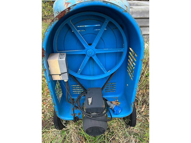 2002 bouwmat b35l betonmolen - afbeelding 6 van  7