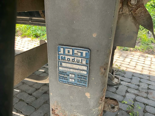 2002 burg oplegger - afbeelding 18 van  30
