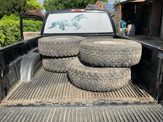 2002 chevrolet silverado 2500hd - afbeelding 27 van  33