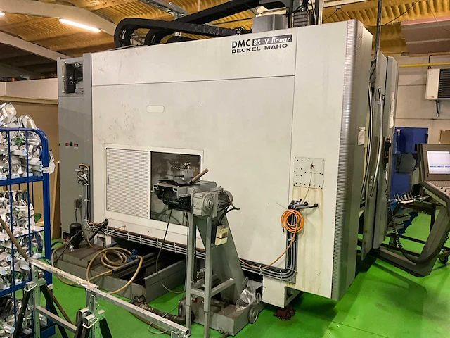 2002 decker maho dmc85v linear cnc universele bewerkingscentra - afbeelding 14 van  25