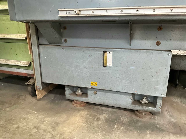 2002 fat tur 630 mn cnc draaibank - afbeelding 21 van  37