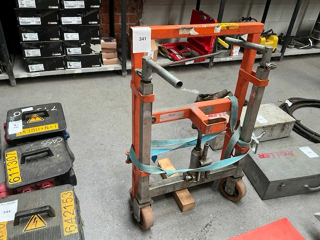 2002 hur-18 heftransporter - afbeelding 1 van  5