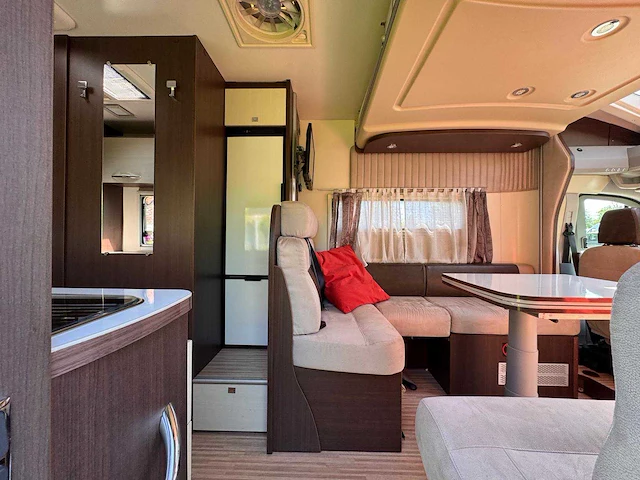2002 hymer b584 camper - afbeelding 4 van  16