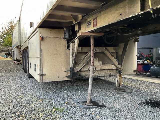 2002 kwb - mc machines chapepomp oplegger - afbeelding 33 van  36