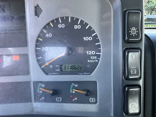 2002 man tga33.310 vrachtwagen - afbeelding 10 van  35