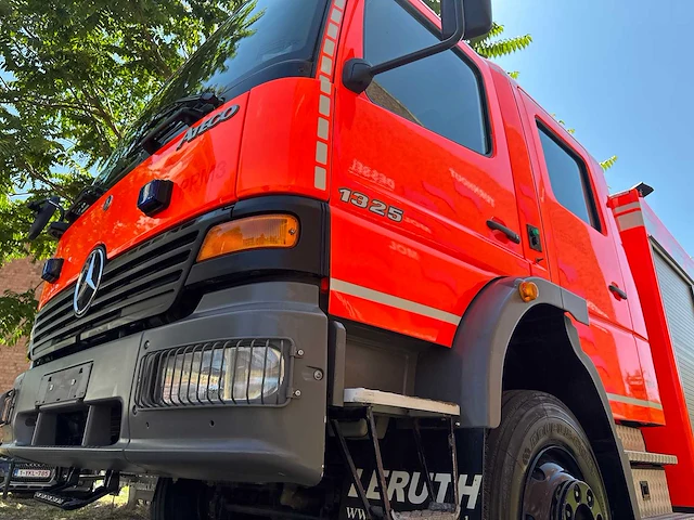 2002 mercedes-benz atego brandweerwagen - afbeelding 22 van  27