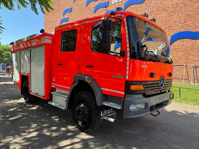 2002 mercedes-benz atego brandweerwagen - afbeelding 3 van  27