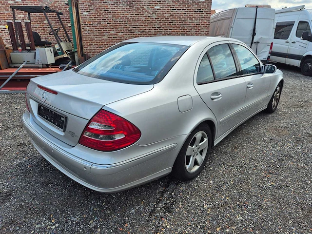 2002 mercedes-benz e220cdi personenauto - afbeelding 19 van  23