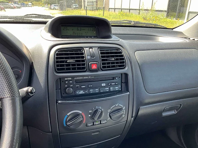 2002 mini space star gekeurd vvk personenauto - afbeelding 5 van  26