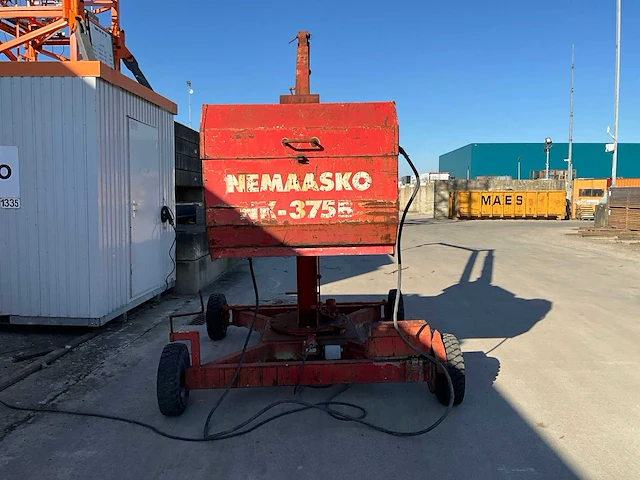 2002 nemaasko nk375b bouwlift max 300kg - afbeelding 21 van  26