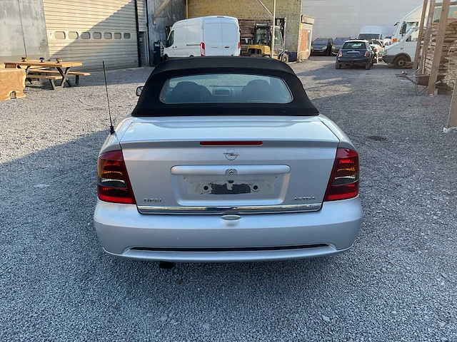 2002 opel astra - cabriolet - afbeelding 14 van  18