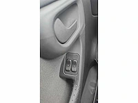 2002 opel corsa personenauto - afbeelding 2 van  31