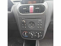 2002 opel corsa personenauto - afbeelding 8 van  31