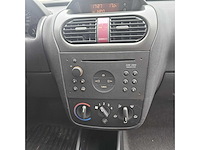 2002 opel corsa personenauto - afbeelding 11 van  31