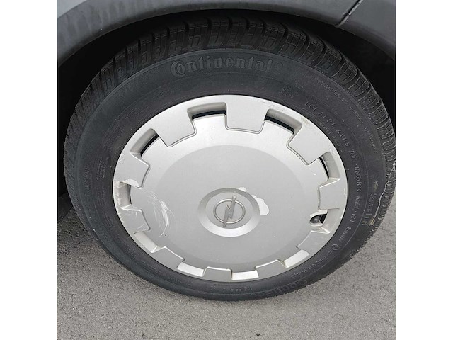 2002 opel corsa personenauto - afbeelding 20 van  31