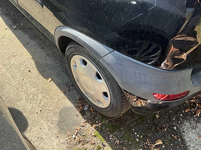 2002 opel corsa - afbeelding 15 van  18
