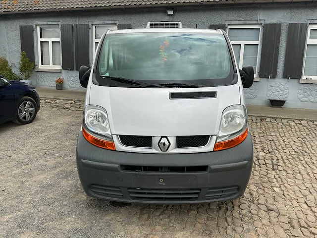 2002 renault trafic dci 100 bedrijfswagen koeltransport - afbeelding 12 van  23