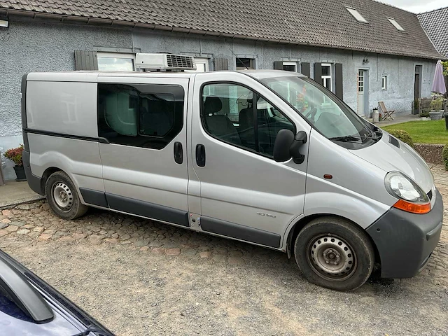 2002 renault trafic dci 100 bedrijfswagen koeltransport - afbeelding 18 van  23
