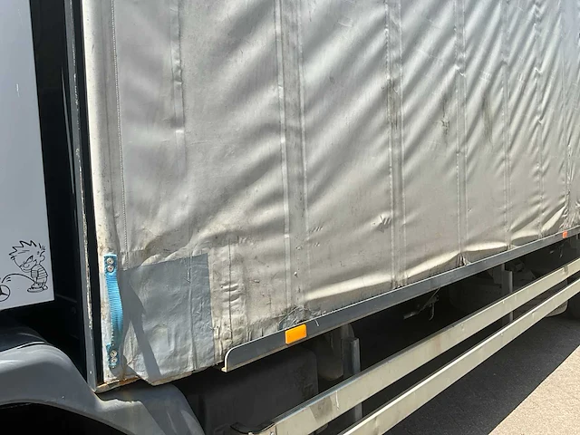 2002 scania 94d-260 automaat schuifzeilen - afbeelding 18 van  61