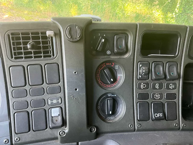 2002 scania 94d-260 automaat schuifzeilen - afbeelding 37 van  61