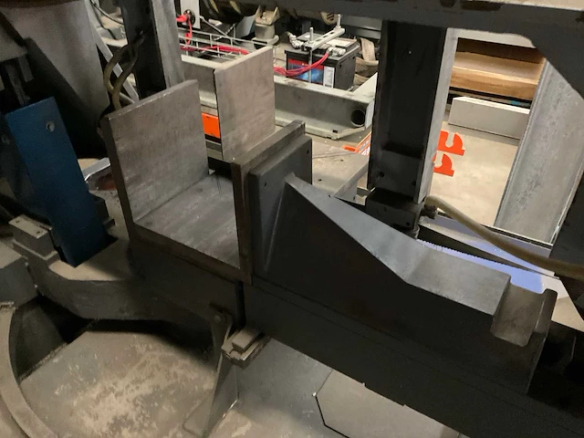 2002 thomas sar 360 sa gds bandzaagmachine - afbeelding 12 van  12