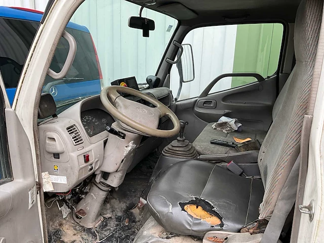 2002 toyota dyna bedrijfswagen - afbeelding 6 van  9