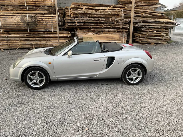 2002 toyota mr2 personenauto - afbeelding 3 van  22