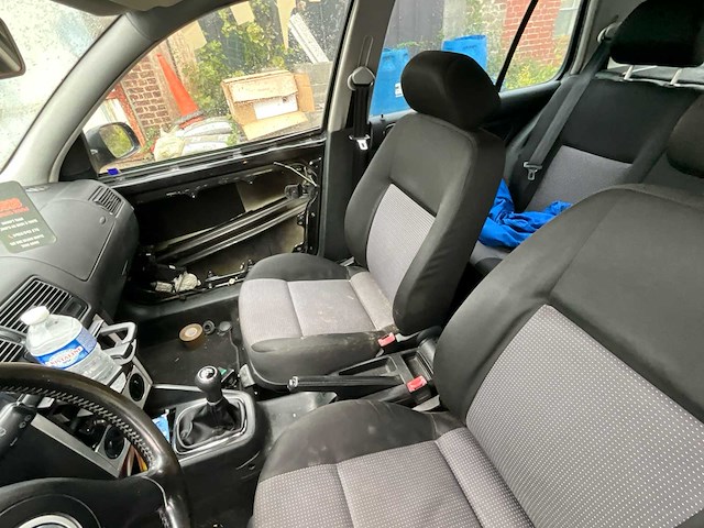 2002 volkswagen golf 4 1j auto - afbeelding 13 van  47