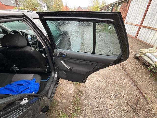 2002 volkswagen golf 4 1j auto - afbeelding 29 van  47