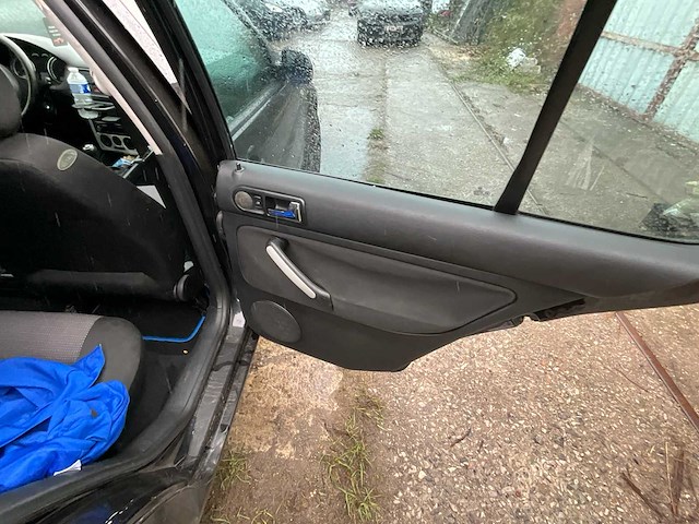 2002 volkswagen golf 4 1j auto - afbeelding 30 van  47