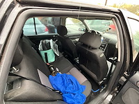 2002 volkswagen golf 4 1j auto - afbeelding 31 van  47