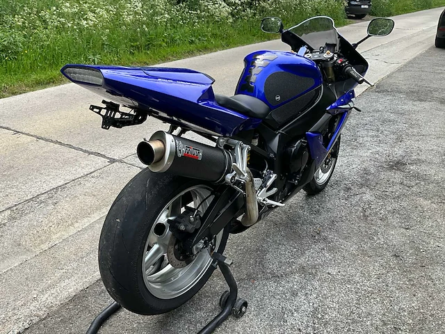 2002 yamaha r1 motorfiets - afbeelding 14 van  18