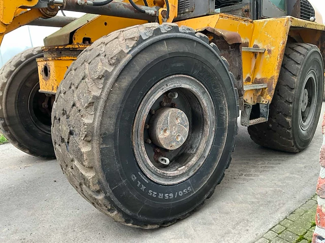 2002 zwenklader az 150 - afbeelding 2 van  37