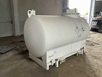 2003 ajk horizontale opslagtank 3.000l - afbeelding 8 van  13