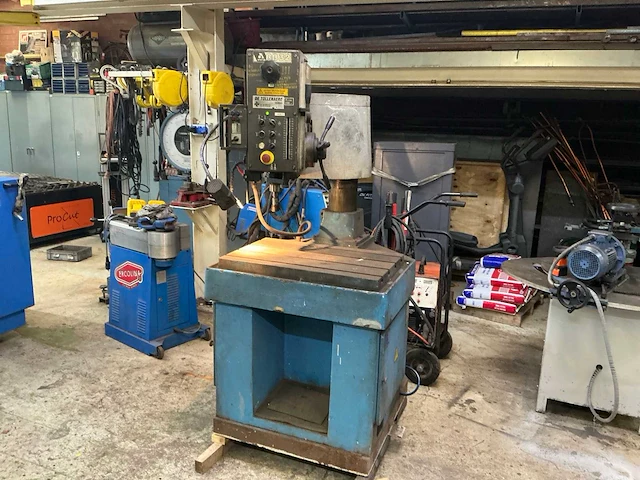 2003 arsenal rb32 radiaalboormachine - afbeelding 1 van  9