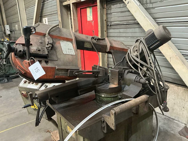 2003 bergamo 300 sav verticale bandzaagmachine - afbeelding 2 van  8