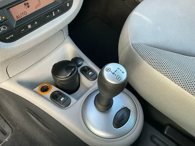 2003 citroën c3 pluriel personenauto - afbeelding 17 van  36
